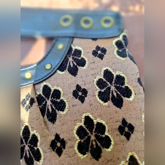 Apt. 9 Vintage Style Black and Gold Floral Clutch - Picture 2 of 7